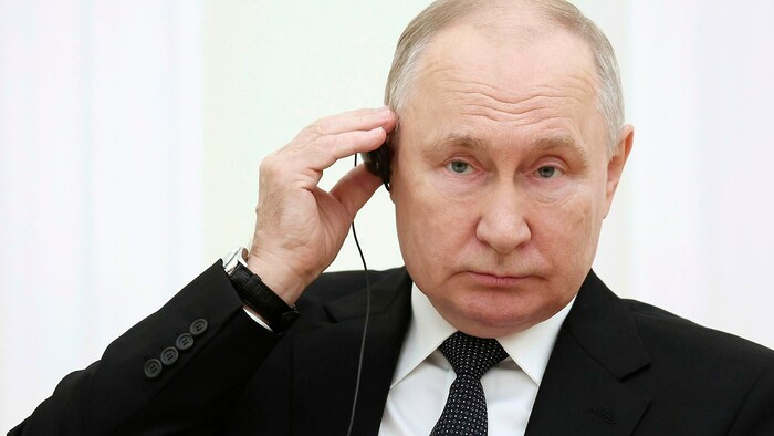 Russlands Präsident Wladimir Putin erwartet Palästinenser-Präsident Mahmoud Abbas zu Gesprächen ...