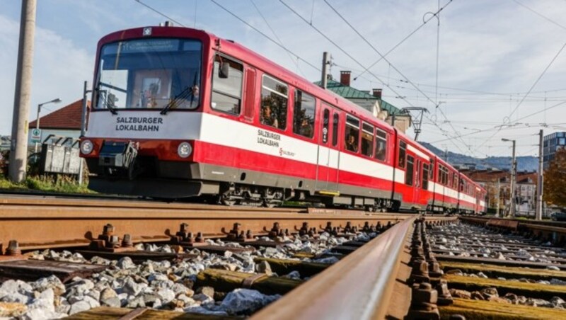 Mit der Obus-Reform soll auch der Fahrplan der regionalen Bahnlinien auf den Bus abgestimmt werden. (Bild: Tschepp Markus)