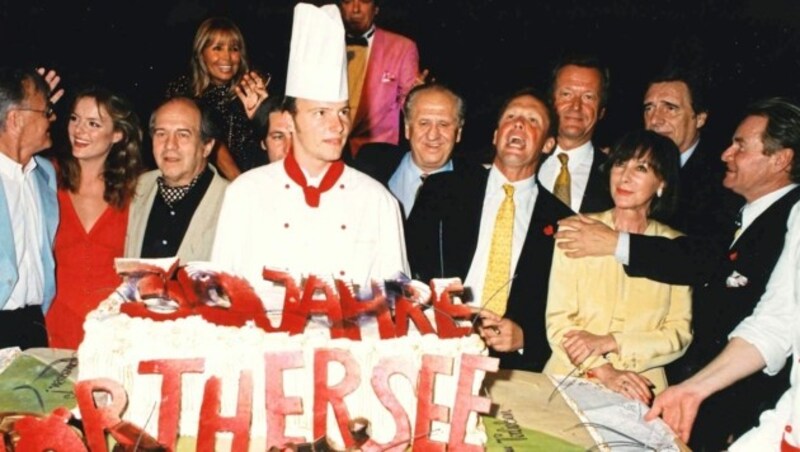 Promi-Reigen am Wörthersee: Helmut Lohner, Annika Pages, Otto Schenk, Christine Schuberth, Tobias Moretti, Karl Spiehs, Peter Kraus, Leo Wallner, Heidelinde Weis, Helmut Fischer und Fritz Wepper. (Bild: Krone Archiv)