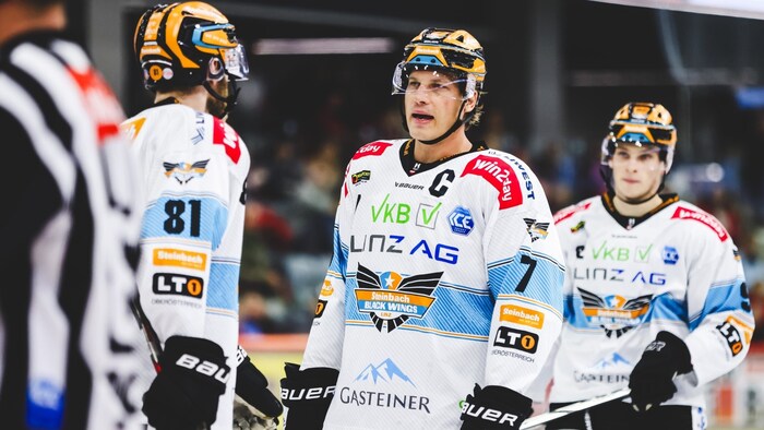 Kapitän Brian Lebler (Nr. 7) wird verlängern