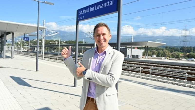 Bürgermeister Stefan Salzmann war mit der „Kärntner Krone“ vor Ort. (Bild: Hronek Eveline)