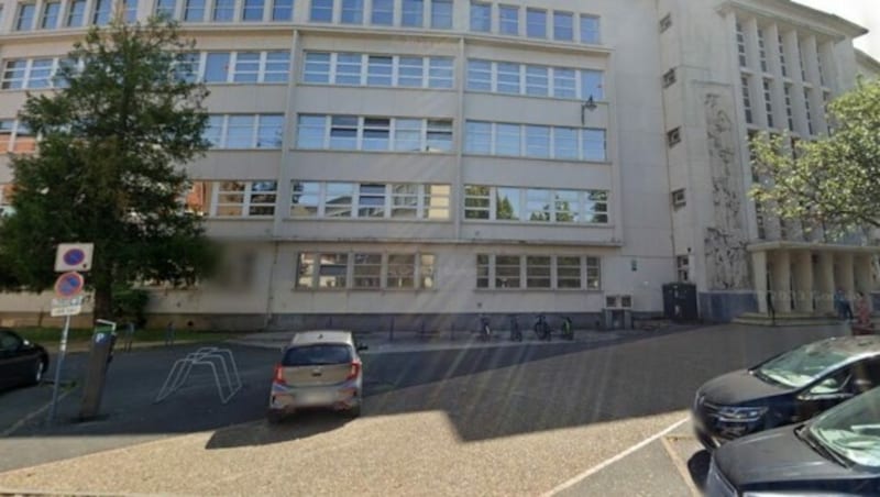 Das Gambetta-Gymnasium in Arras (Bild: Google Maps)