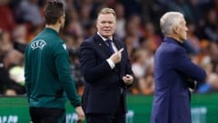 Ronald Koeman (Mitte) (Bild: APA/AFP/KENZO TRIBOUILLARD)