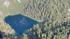 Insgesamt stehen bei der Waldbrandbekämpfung acht Hubschrauber im Einsatz. (Bild: Abschnitt 07 Schladming)