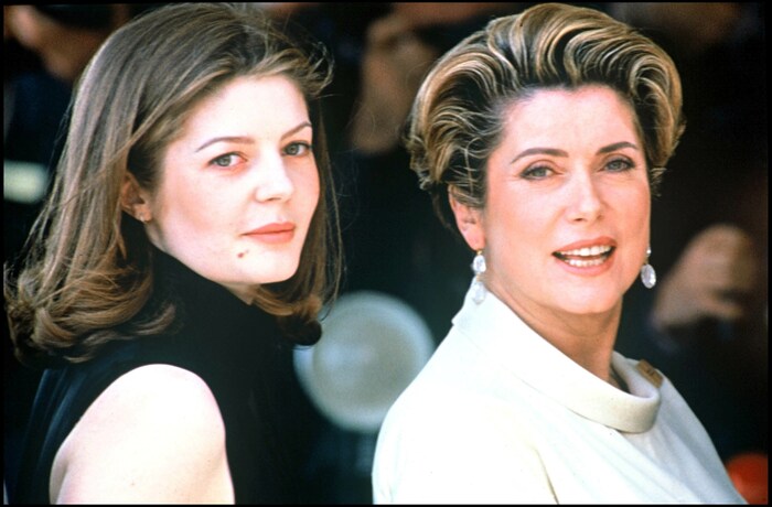 Die Filmdiva sorgte für viel Aufsehen, als sie ihre Schwangerschaft von verheirateten ...