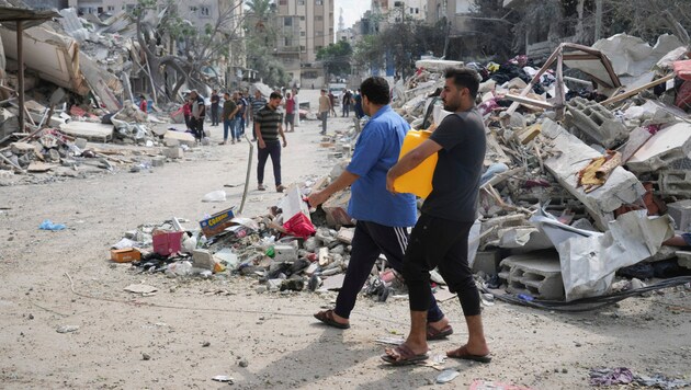Der Gazastreifen ist seit acht Tagen von der Außenwelt abgeriegelt. (Bild: AP)