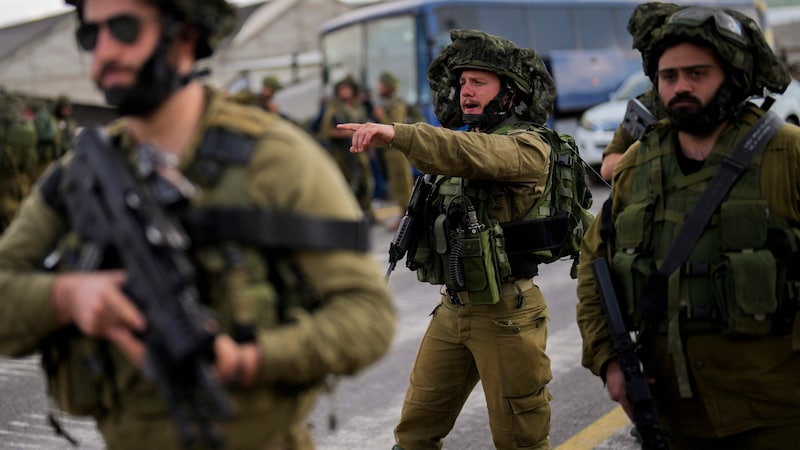 Israels Armee marschiert weiter. (Bild: ASSOCIATED PRESS)