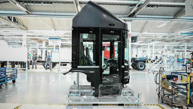 Im Frühjahr war die Produktion für die E-Lkw von Volta Trucks in Steyr angelaufen. (Bild: Markus Wenzel)