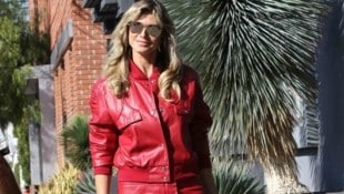 Eintönig? Auf gar keinen Fall! Heidi Klum weiß, wie man Monochrom-Looks am besten stylt.