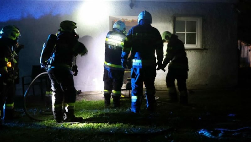 Fast 40 Feuerwehrmitglieder standen im Einsatz. (Bild: FF Wies)