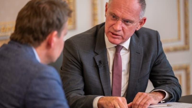 Innenminister Gerhard Karner im „Krone“-Interview (Bild: BMI/Makowecz)