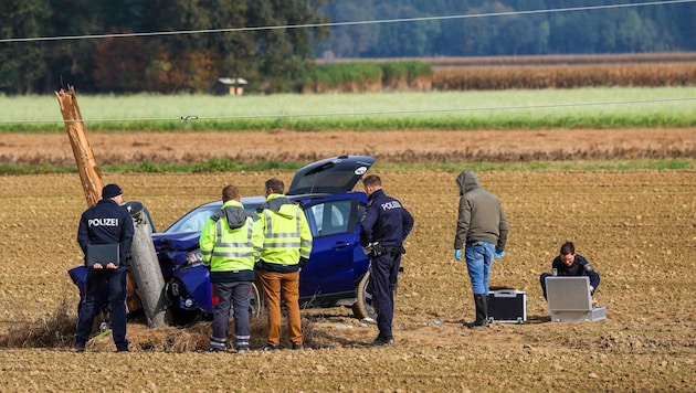 During his escape, the 26-year-old crashed into an electricity pylon. (Bild: Pressefoto Scharinger © Daniel Scharinger)