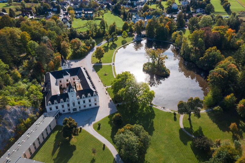 Schloss Hernstein (Bild: Peter Hruska)