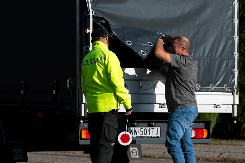 Es sollen selektive Grenzkontrollen stattfinden. (Bild: AP)