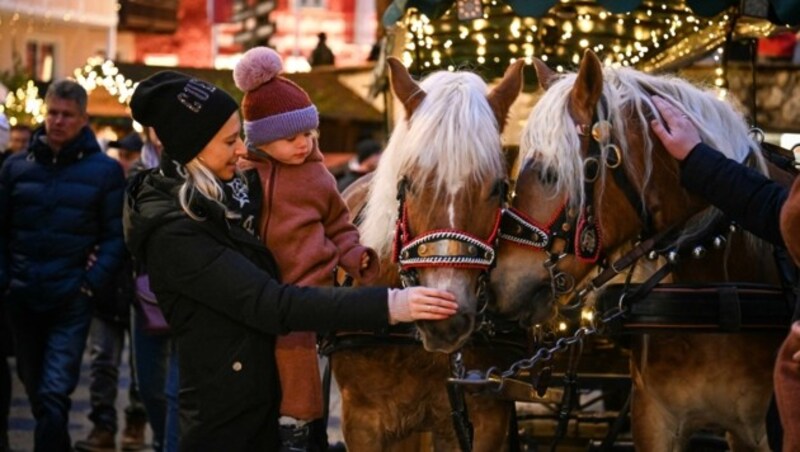 der Wolfgangseer Advent hat unvergessliche Erlebnisse für die ganze Familie zu bieten. (Bild: Wenzel Markus)