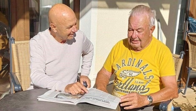 Werner Puschnig liest seinem Vater täglich die Zeitung vor. (Bild: Werner Puschnig)