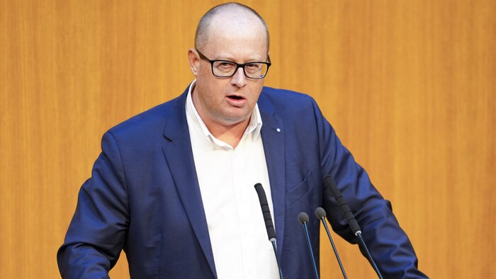 Die FPÖ schickte in der Debatte Hubert Fuchs vor.