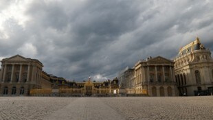 Nach dem Pariser Louvre hat auch Schloss Versailles angekündigt, die Eintrittspreise für ...