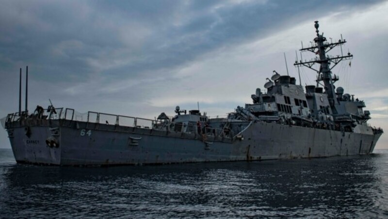 Die USS Carney fing vor wenigen Tagen Raketen und Drohnen aus Jemen ab. Das Ziel dürfte Israel gewesen sein. (Bild: AP)