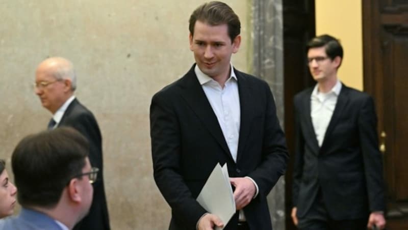 Sebastian Kurz und Bernhard Bonelli vor Gericht (Bild: APA/HELMUT FOHRINGER)