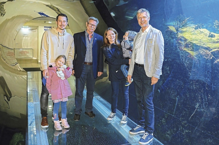 Eine Familie aus Niederösterreich löste das Jubiläumsticket und durfte sich über freien Eintritt ...