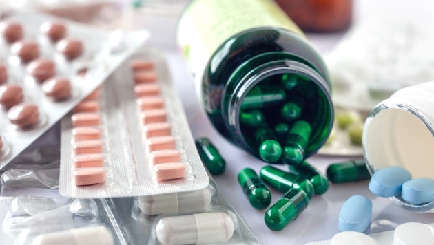Nach wie vor gibt es Lieferprobleme beim Medikamentenhandel. Über 600 Arzneimittel sind nicht verfügbar, darunter 15 Antibiotika. (Bild: USeePhoto - stock.adobe.com)