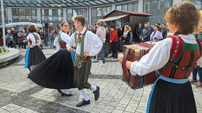 Bei der Volkstanzgruppe Lindwurm ist Daniela Hackl von Kindheit an aktiv.