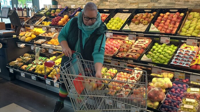 Kundin Anja Ladler freut sich über die Ruhe beim Einkaufen.