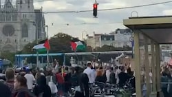 Am Samstag gingen in Wien hunderte Menschen für die Bevölkerung Palästinas auf die Straße. (Bild: „Krone“-Leserreporter)