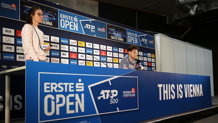 Dominic Thiem bei einer Medienrunde im Vorfeld der Erste Bank Open in Wien.