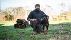 Die Rottweilerhündin wird jetzt vom Spezialisten Georg Resch betreut.  (Bild: Marlin Wolf Photography )