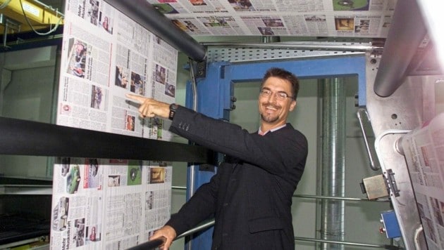 Adam Lettner vor 20 Jahren in der Druckerei im Lavanttal. (Bild: KRONEN ZEITUNG)