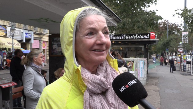 „Der ständige Konkurrenzkampf der Politik stört mich“, sagt diese Dame. (Bild: krone.tv)