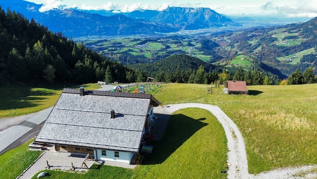 Die Enzianhütte (1480 Meter) ist auch wegen ihres Panoramas ein beliebtes Ausflugsziel. (Bild: Tschepp Markus)