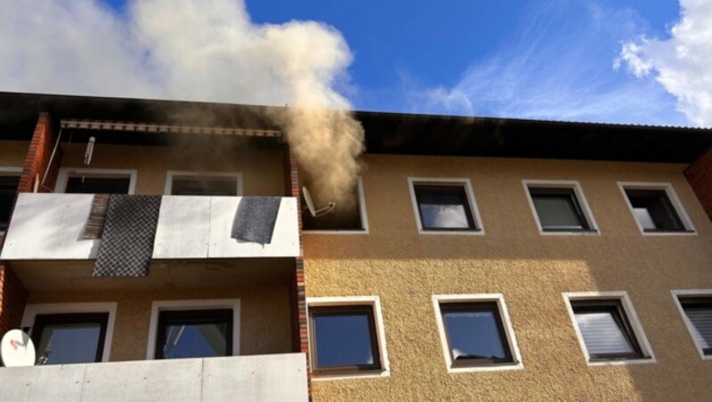 Wegen einer Zigarette kam es zu dem Brand. (Bild: zoom.tirol)