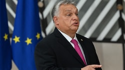 Einen Tauschhandel – Aufhebung der Blockade gegen weitere Milliarden Euro – streitet Orbán ab. (Bild: AFP)