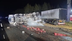 Aufgrund des Unfalls musste die A13 mehrere Stunden gesperrt werden. (Bild: zoom.tirol, Krone KREATIV)