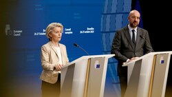 Von links: EU-Kommissionspräsidentin Ursula von der Leyen und Charles Michel, Präsident des Europäischen Rats (Bild: AP)