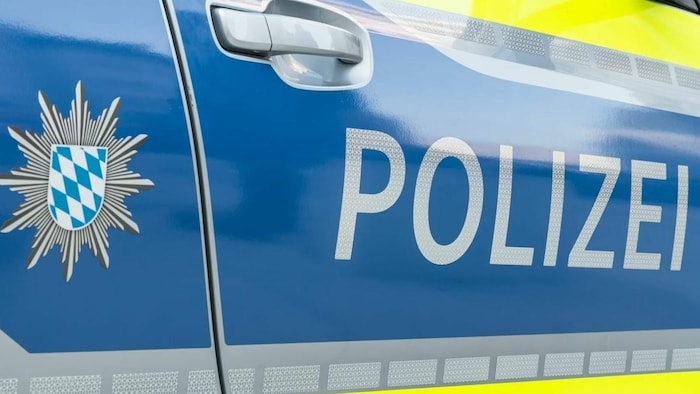 Sellner wurde von der Polizei kontrolliert, durfte aber einreisen.