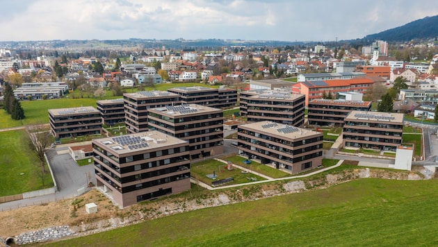 In Vorarlberg fehlt es an leistbarem und den jeweiligen Lebensphasen angepasstem Wohnraum, zudem stehen viele Einheiten leer oder werden nicht effizient genutzt. (Bild: Stiplovsek Dietmar)