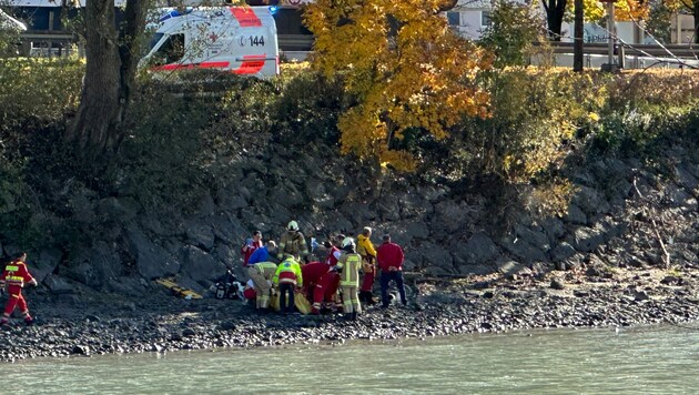 Die Rettungsaktion sorgte für einen Großeinsatz. (Bild: zoom.tirol)