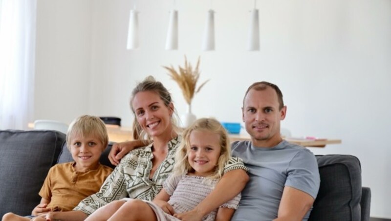 Der VSV-Hexer mit Gattin Kellie und den Kids (Bild: Rene Krammer)