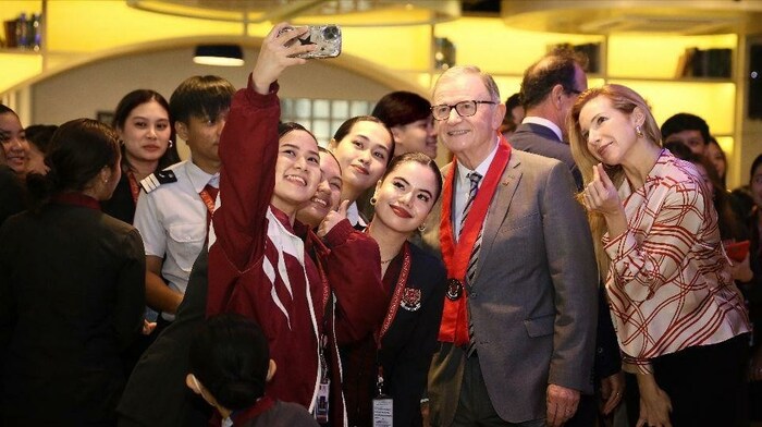 Europäer sind ein beliebtes Selfie-Motiv in Manila.