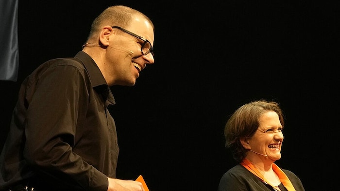 Bei „Wagner & Co“ erfüllen Impro-Profis Wünsche des Publikums