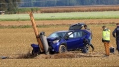 Der Israeli (26) lenkte am 18. Oktober bei Altheim sein Auto gegen einen Mast. (Bild: Scharinger Daniel)