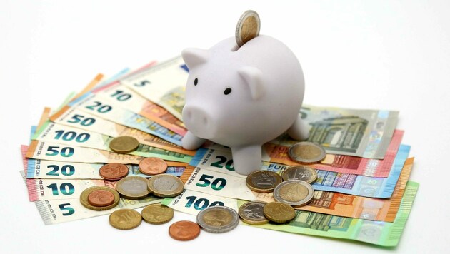Das Sparschwein auf die Bank zu bringen, lohnt sich wieder.