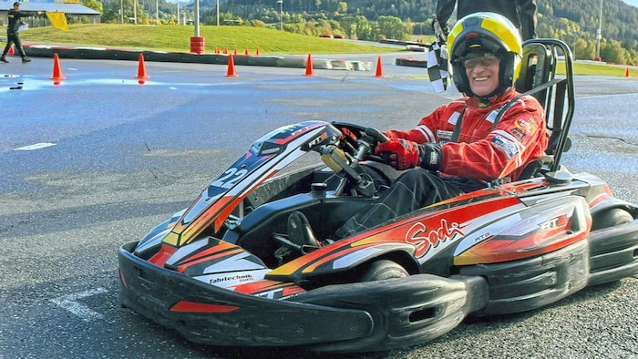 Hobby-Rennfahrer allen Alters nützen die Kart-Bahn im ÖAMTC-Zentrum.