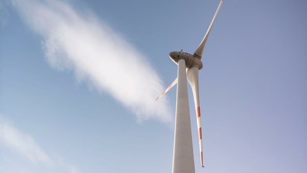 Bis zu 260 Meter hoch sind die Windräder der aktuellen Generation, die errichtet werden sollen  (Bild: © EVN / Daniela Matejschek)