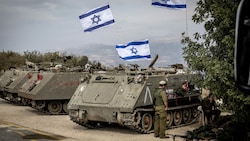 Israels Ministerpräsident Benjamin Netanyahu lehnt erneut eine Unterbrechung der Kämpfe ab. (Bild: AFP)