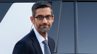 Für Pichai käme die Offenlegung interner Daten vor Gericht einer „faktischen Enteignung unseres geistigen Eigentums“ gleich, sagte er in Washington. (Bild: AP)
